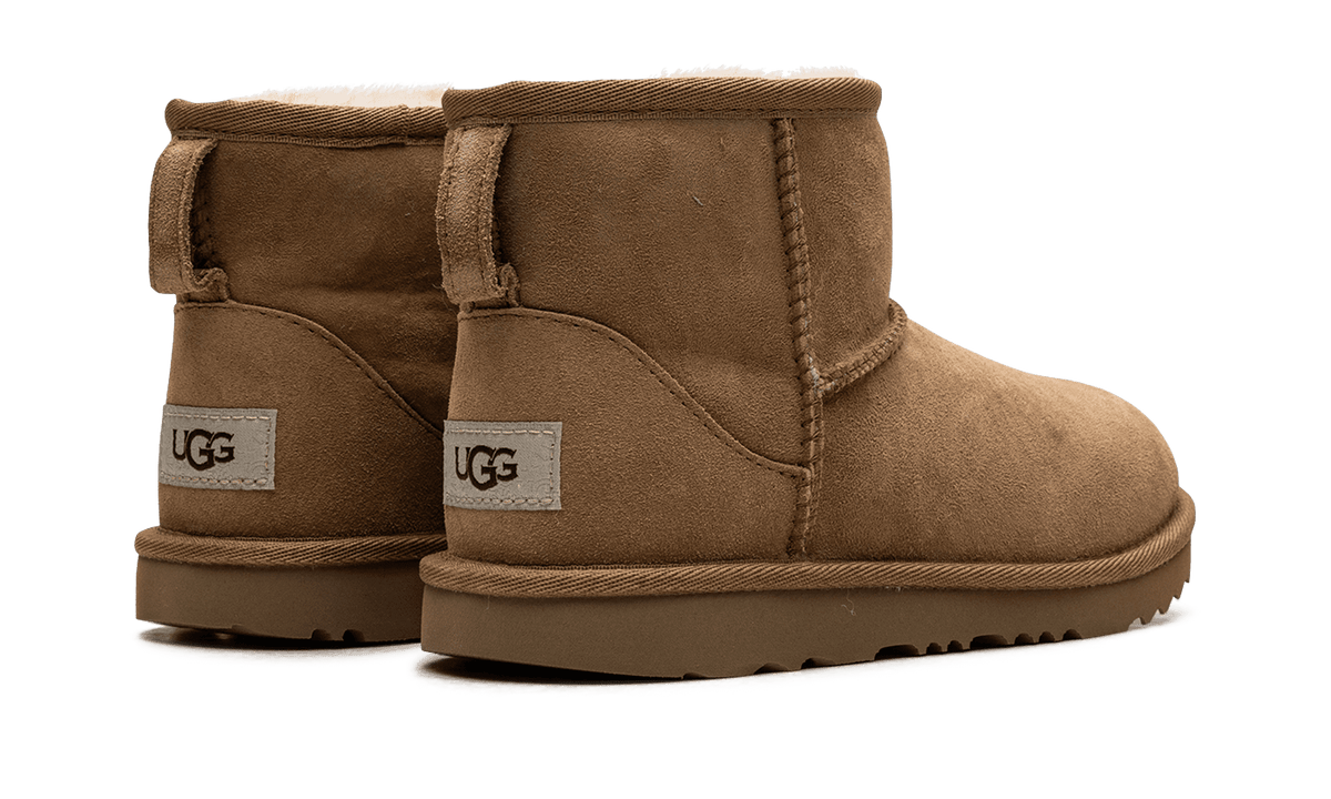 UGG GRADE SCHOOL Classic II Mini Boot "Chestnut" 1017715K CHE 1017715K CHE from Stadium Goods