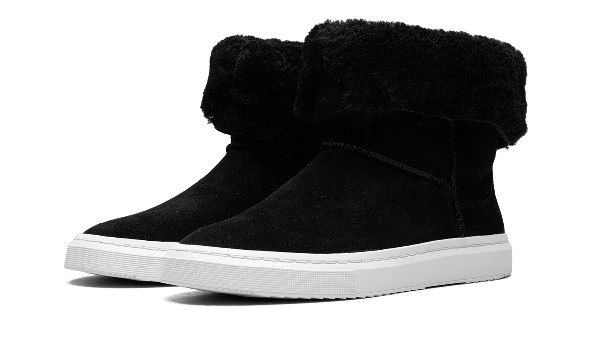 UGG WOMENS Alameda Cuffable Boot Womens "Black" 1130782 BLK 1130782 BLK from Stadium Goods