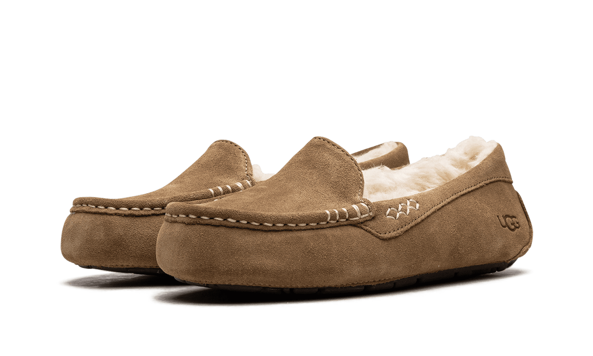 UGG WOMENS ANSLEY Womens "Chestnut" 1106878 CHE 1106878 CHE from Stadium Goods