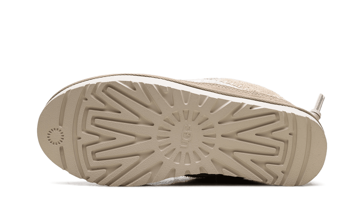 UGG WOMENS Lowmel Lo Biarritz Womens "Mustard Seed" 1172710 MDSD 1172710 MDSD from Stadium Goods