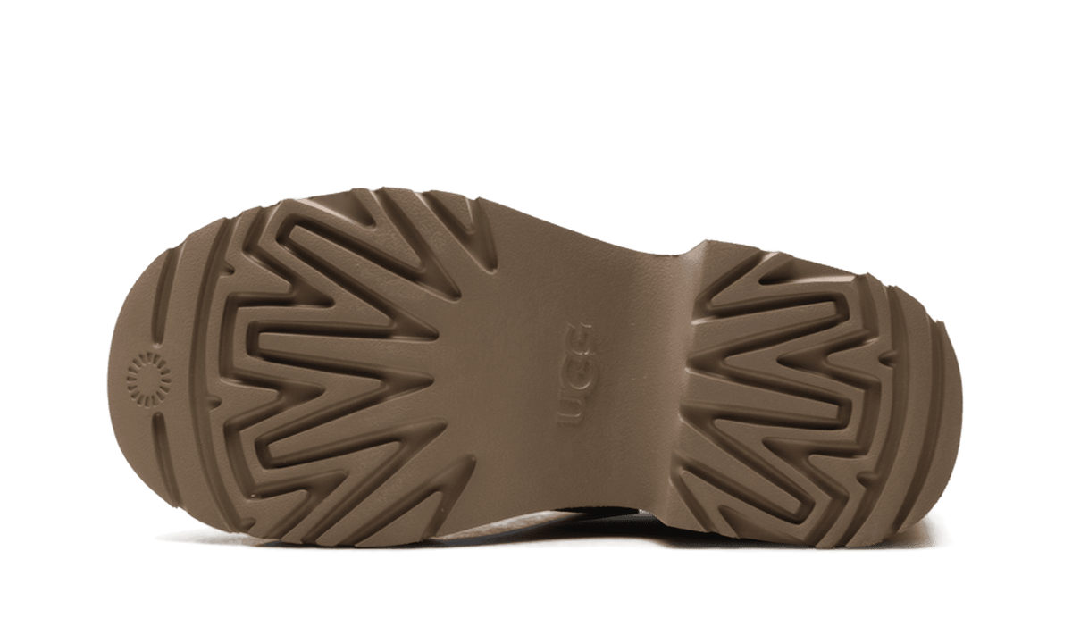 UGG WOMENS Classic Twin Seam New Heights Boot "Chestnut" 1158313 CHE 1158313 CHE from Stadium Goods