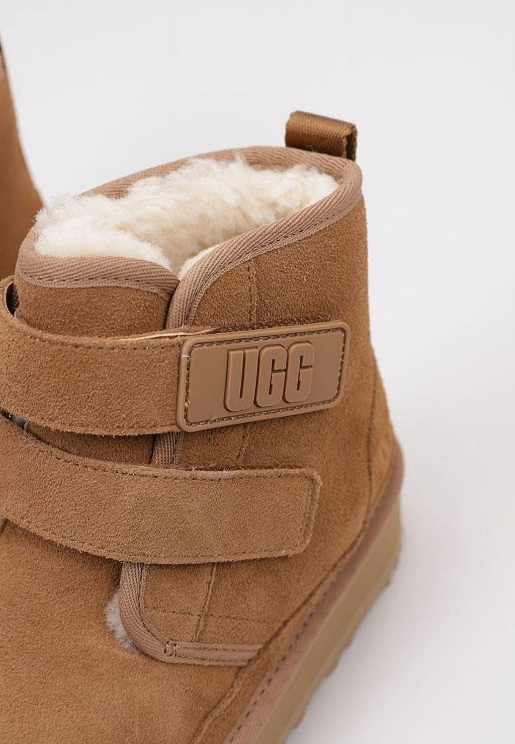 Big and Little Kid's UGG Neumel Platform Chukka Chestnut (1130776K-CHE) - 6