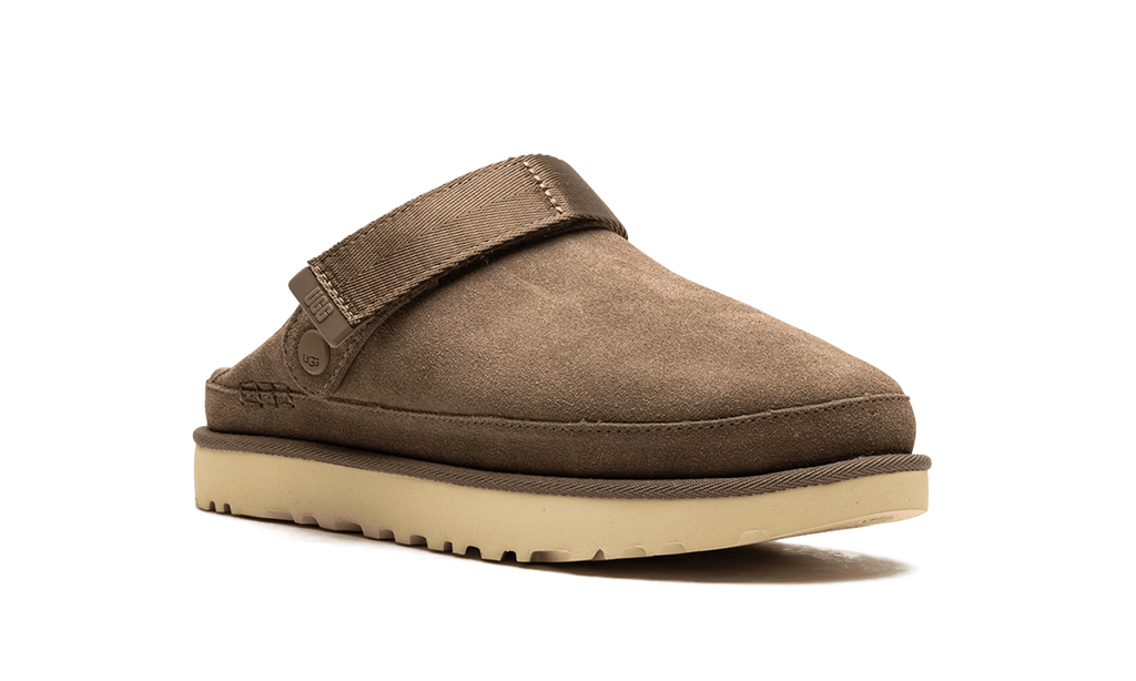 UGG WOMENS Goldenstar Clog Womens "Chestnut" 1138252 CHE 1138252 CHE from Stadium Goods