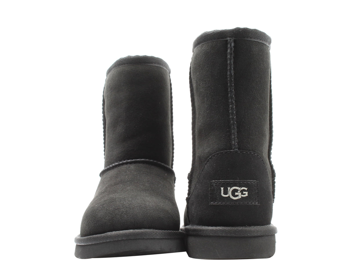 Ugg Unisex K Classic Ii Boot, Kids, Black, 3 M US