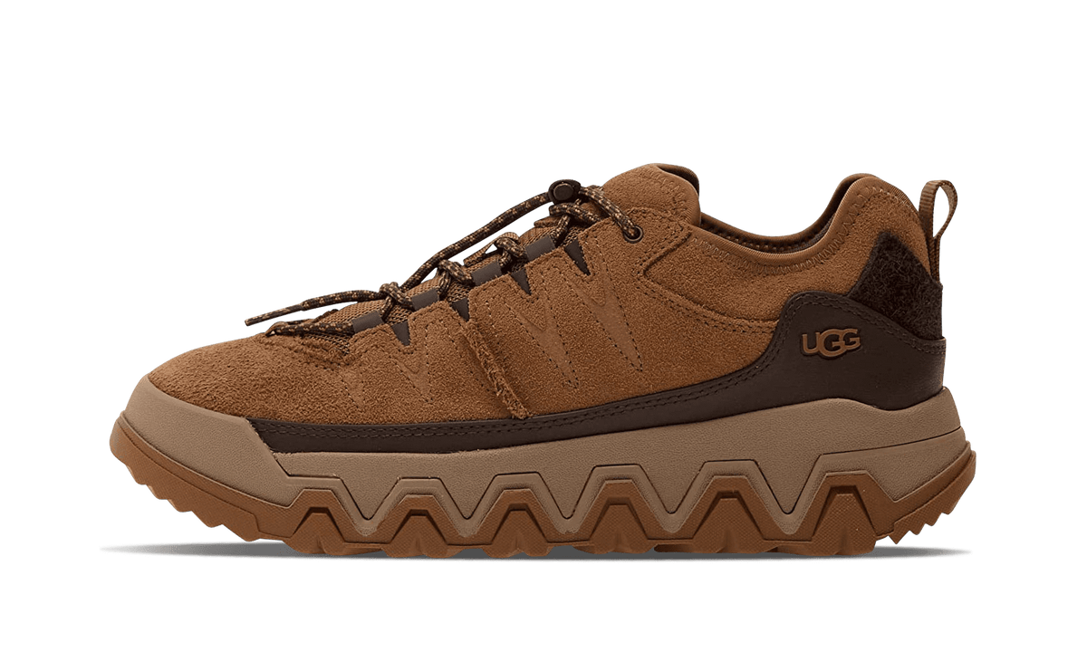 UGG MENS CapTrail Low "Chestnut" 1158252 CHE 1158252 CHE from Stadium Goods