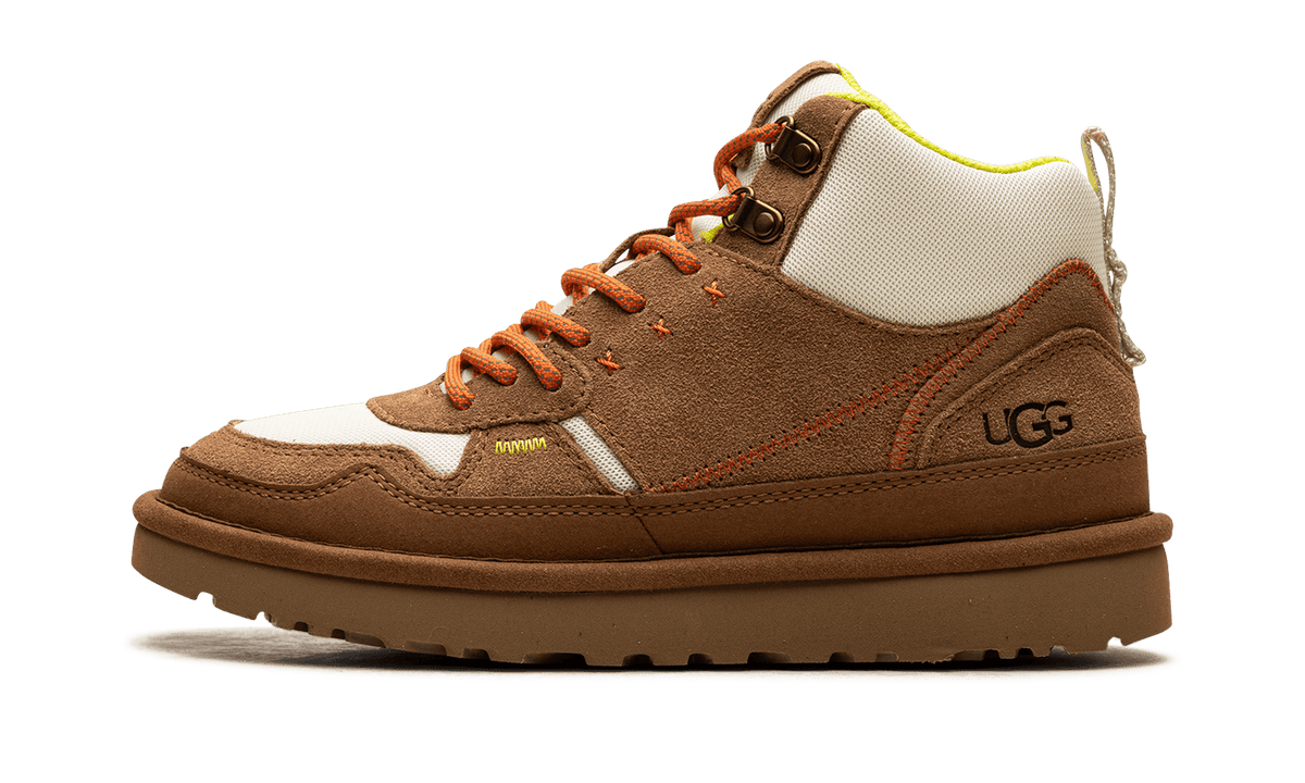 UGG WOMENS Highland Hi Heritage Womens "Chestnut" 1112281 CHE 1112281 CHE from Stadium Goods