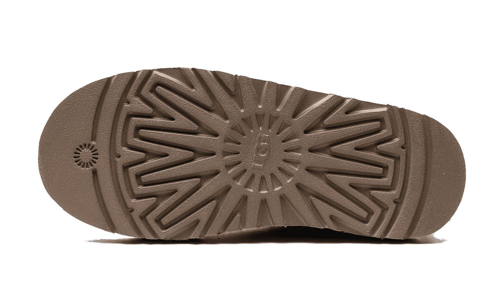 UGG GRADE SCHOOL Classic Ultra Mini Platform Boot GS "Chestnut" 1157791K CHE 1157791K CHE from Stadium Goods
