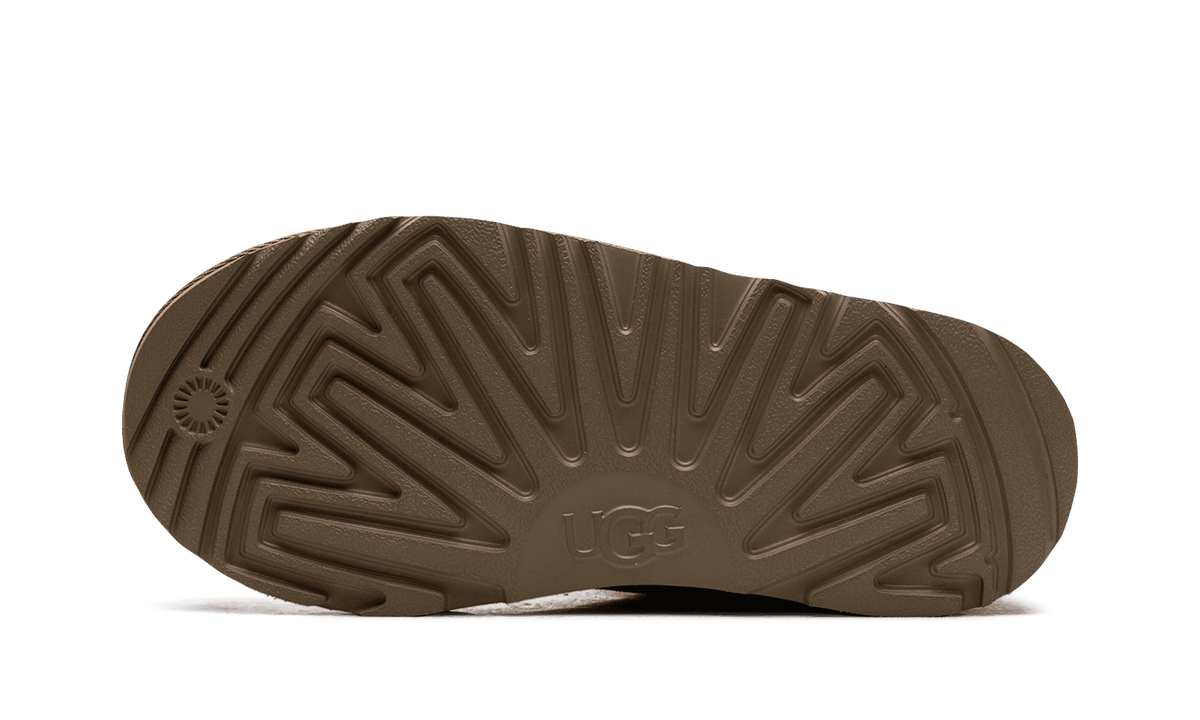 UGG GRADE SCHOOL Classic II Mini Boot "Chestnut" 1017715K CHE 1017715K CHE from Stadium Goods