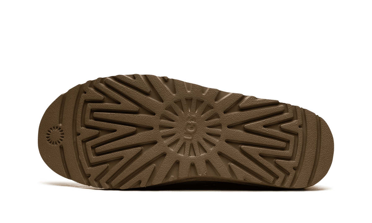 UGG MENS NEUMAN "Brown" 1113631 CHE 1113631 CHE from Stadium Goods